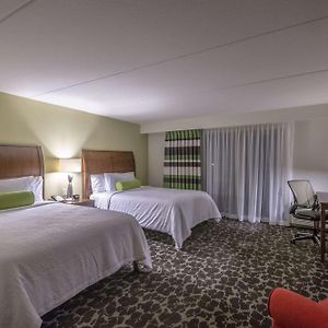 Deluxe Queen Room Two Queen Beds Balcony Non-Smoking